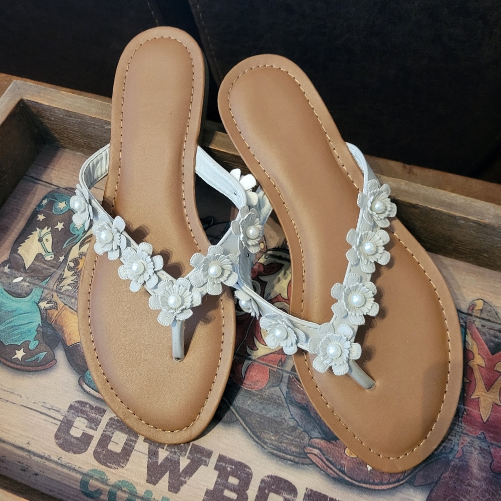 Gray sandals Size 9